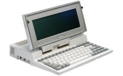 世界上第一台笔记电脑是由Toshiba公司出品的？第一台笔记本电脑T1100
