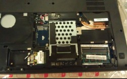 联想z580笔记本怎么拆？联想笔记本y580硬盘位置