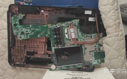 戴尔灵越14 7000怎么拆机换固态硬盘？戴尔灵越14笔记本拆机