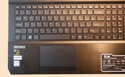 游戏笔记本怎么快捷键调键盘颜色？战神z7sp7s2加什么型号固态