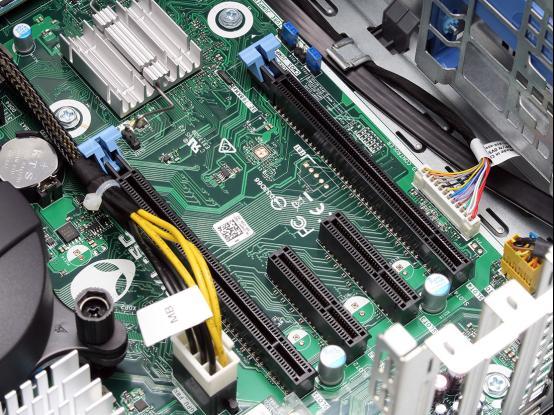你好。请问rv415可以装固态硬盘吗?rv415是什么主板-图2 你好。请问rv415可以装固态硬盘吗?rv415是什么主板-图2