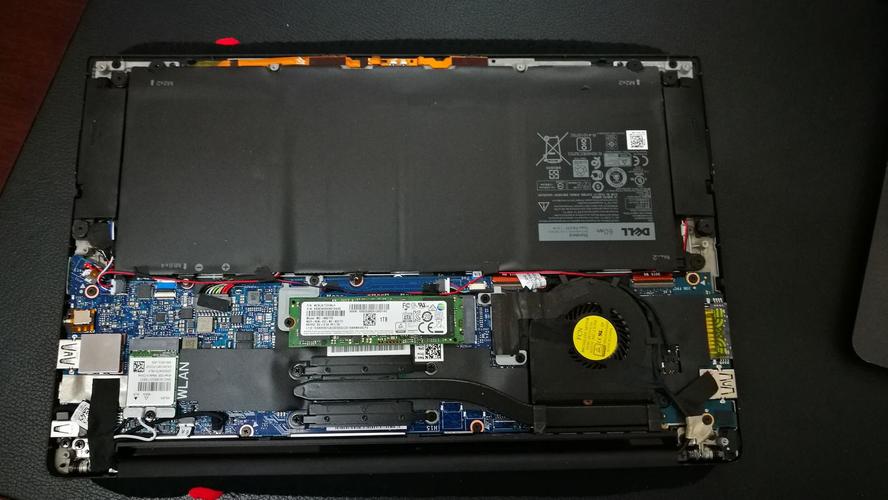 xps13 9360可以扩展内存和硬盘吗?为什么xps用ddr3的内存条-图3 xps13 9360可以扩展内存和硬盘吗?为什么xps用ddr3的内存条-图3