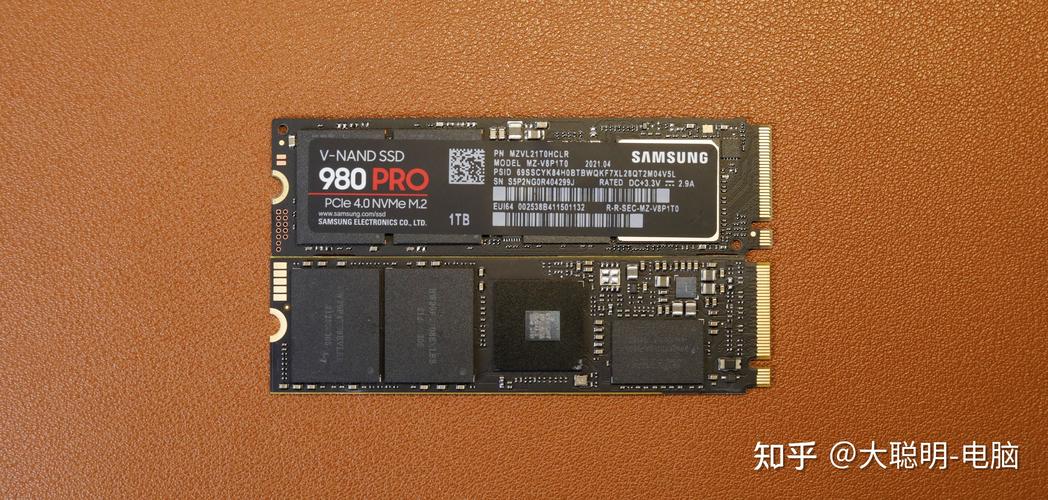 980pro笔记本能用吗?980笔记本什么时候出的-图3 980pro笔记本能用吗?980笔记本什么时候出的-图3