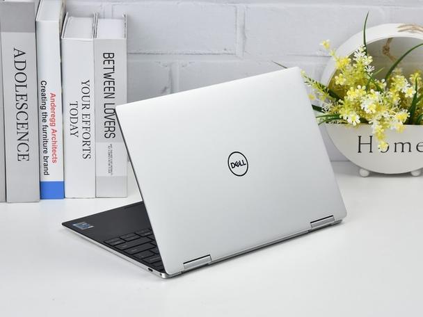 戴尔XPS笔记本屏幕是什么材质的?dell xps是什么本-图1 戴尔XPS笔记本屏幕是什么材质的?dell xps是什么本-图1