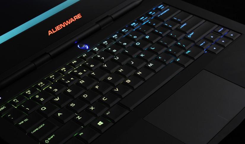 求解Alienware13可以换显卡和cpu吗?外星人13配什么键盘-图1 求解Alienware13可以换显卡和cpu吗?外星人13配什么键盘-图1