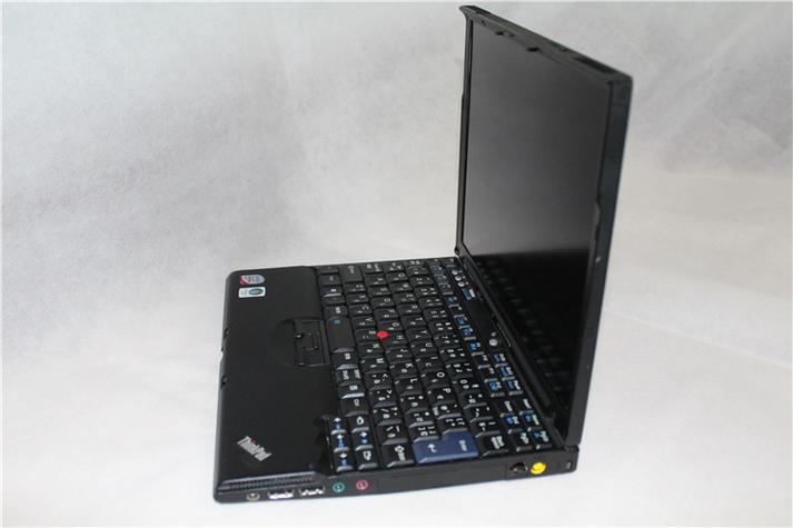 IBMX61和X61S底壳有什么区别?能换用?ibm x61 能玩什么游戏-图3 IBMX61和X61S底壳有什么区别?能换用?ibm x61 能玩什么游戏-图3