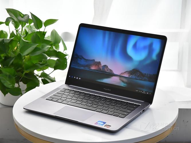 荣耀笔记本x15i3够用吗?笔记本用什么i3-图3 荣耀笔记本x15i3够用吗?笔记本用什么i3-图3