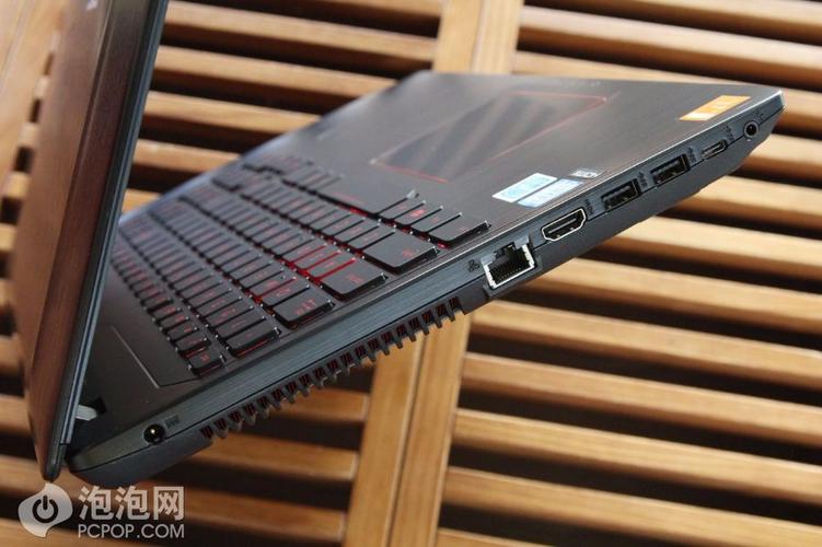 华硕一代飞行堡垒可以装几根固态硬盘?fx53vd什么时候产的-图3 华硕一代飞行堡垒可以装几根固态硬盘?fx53vd什么时候产的-图3