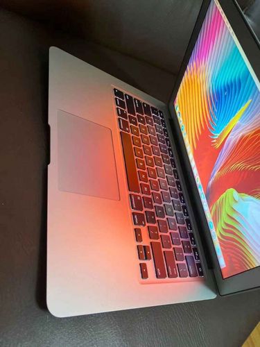 macbook的屏幕为什么这么薄?苹果电脑什么系列薄-图3 macbook的屏幕为什么这么薄?苹果电脑什么系列薄-图3