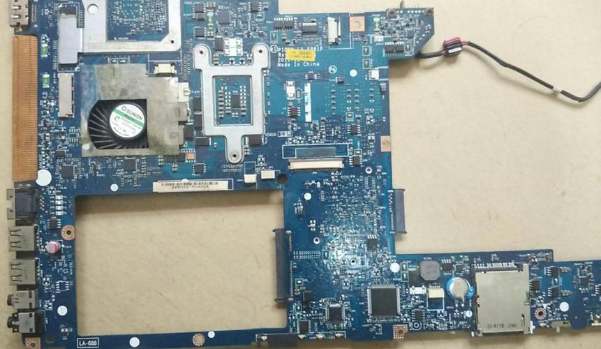 联想y470无线网卡天线怎么拆？y470网卡什么型号-图2