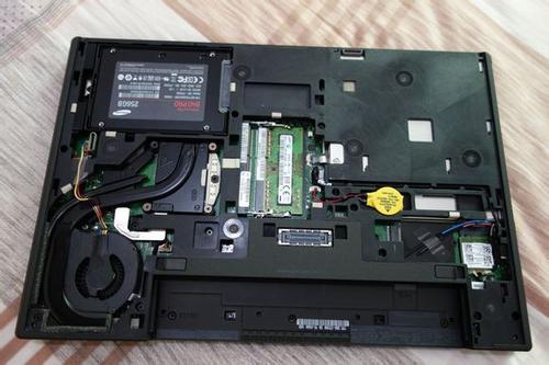 T440型号为TP00050A想装个SSD固态硬盘但不知道买什么接口的?t440什么接口固态-图1 T440型号为TP00050A想装个SSD固态硬盘但不知道买什么接口的?t440什么接口固态-图1