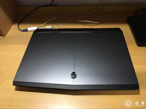 求助,2015款Alienware15,加装三星M.2SATASSD?alienware15什么意思-图2 求助,2015款Alienware15,加装三星M.2SATASSD?alienware15什么意思-图2