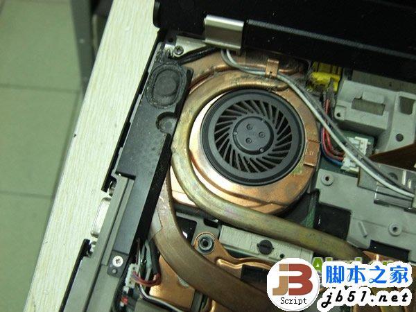 怎么检查笔记本电脑的风扇和散热器是否正常?笔记本散热性能看什么-图1 怎么检查笔记本电脑的风扇和散热器是否正常?笔记本散热性能看什么-图1