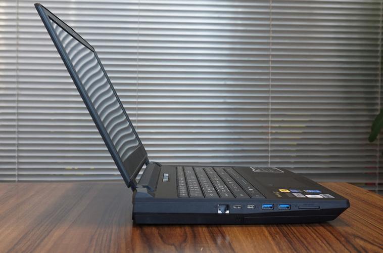 ZX7-SP5D1可升级空间大么?神舟zx7加什么内存条-图3 ZX7-SP5D1可升级空间大么?神舟zx7加什么内存条-图3