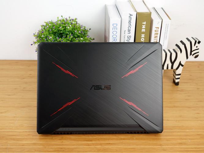 华硕飞行堡垒7玩lol掉帧?华硕飞行堡垒能玩什么游戏-图2 华硕飞行堡垒7玩lol掉帧?华硕飞行堡垒能玩什么游戏-图2