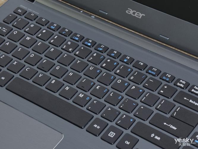 神火g8与v8的区别?什么是孤岛式键盘-图3 神火g8与v8的区别?什么是孤岛式键盘-图3