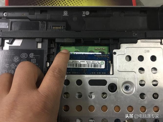 固态硬盘速度太慢,联想E455笔记本电脑,换了块500G固态硬盘,但是速度还是上不来,开机需要20秒?联想e455怎么样-图2 固态硬盘速度太慢,联想E455笔记本电脑,换了块500G固态硬盘,但是速度还是上不来,开机需要20秒?联想e455怎么样-图2