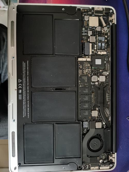 给MacBookAir散热的好方法有哪些?macbook air散热怎么样-图3 给MacBookAir散热的好方法有哪些?macbook air散热怎么样-图3