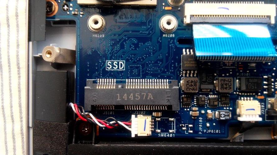 请问华硕zenbookU303U主板上的半高msata是3.0还是2.0的？华硕超u303怎么样-图2
