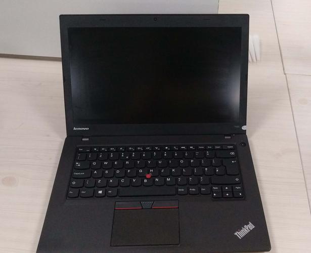 ThinkPadT450和E450哪个好?ibm笔记本t450怎么样-图1 ThinkPadT450和E450哪个好?ibm笔记本t450怎么样-图1