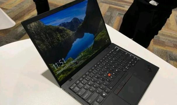 苹果笔记本和thinkpad选哪个好?thinkpad 和苹果笔记本比较-图2 苹果笔记本和thinkpad选哪个好?thinkpad 和苹果笔记本比较-图2
