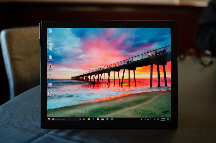联想小新air14plus屏幕是oled?联想笔记本oled屏效果-图1 联想小新air14plus屏幕是oled?联想笔记本oled屏效果-图1