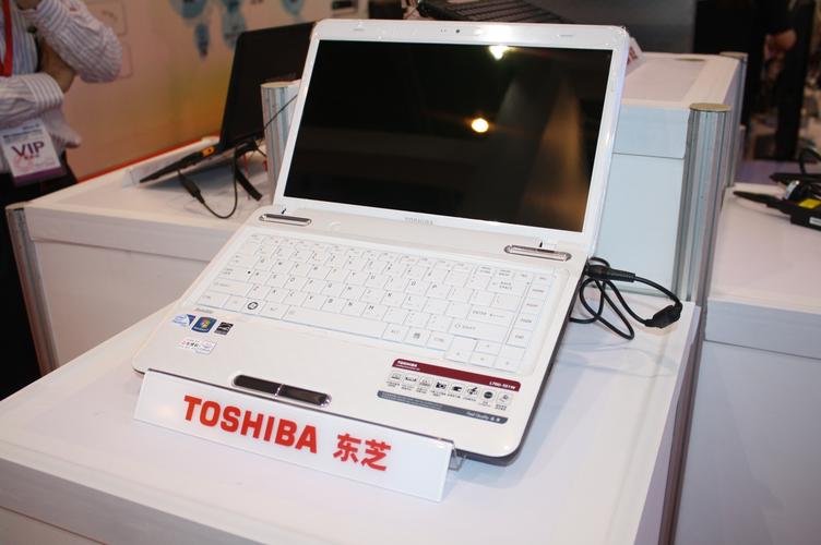世界上第一台笔记电脑是由Toshiba公司出品的?东芝nb200笔记本电脑-图3 世界上第一台笔记电脑是由Toshiba公司出品的?东芝nb200笔记本电脑-图3