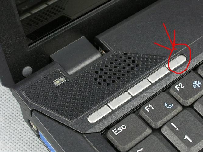 神州上网本的内置无线网卡开关怎么开?神舟优雅u10r笔记本-图2 神州上网本的内置无线网卡开关怎么开?神舟优雅u10r笔记本-图2
