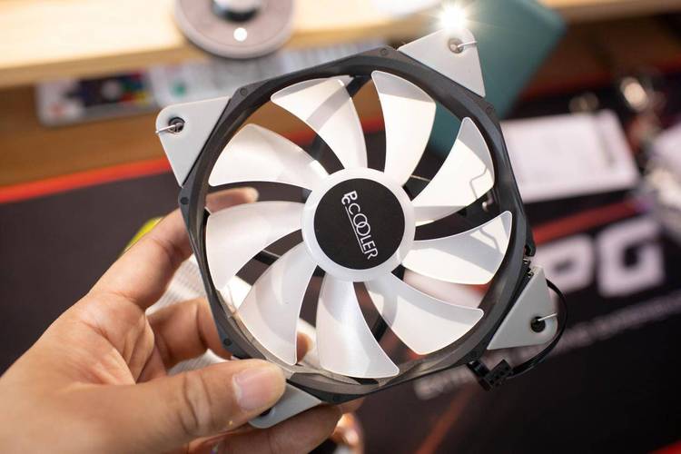 iqoo8pro用什么散热器比较好?笔记本8代哪款散热好-图3 iqoo8pro用什么散热器比较好?笔记本8代哪款散热好-图3