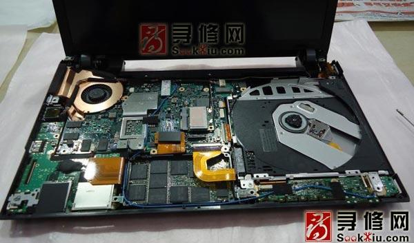 索尼笔记本硬盘怎么拆?sony笔记本拆机图解-图2 索尼笔记本硬盘怎么拆?sony笔记本拆机图解-图2