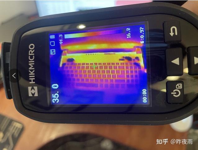 笔记本烤机温度100度正常吗?笔记本烤机-图2 笔记本烤机温度100度正常吗?笔记本烤机-图2