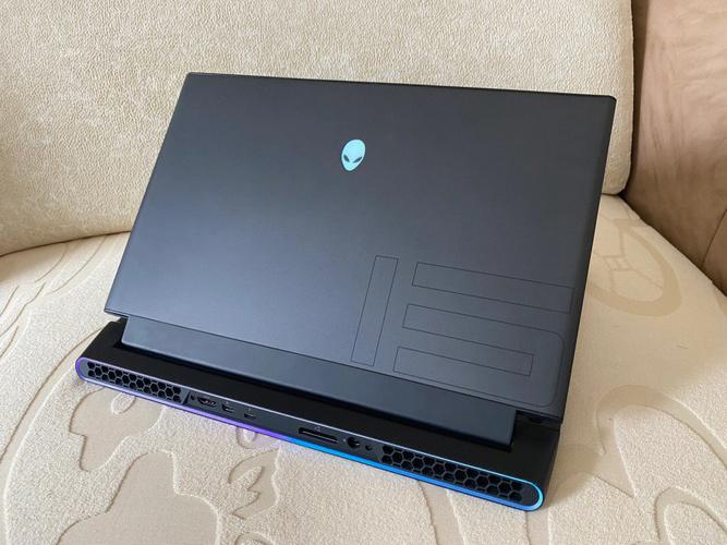 Alienware一般在什么时候发布新款?外星人笔记本11寸-图3 Alienware一般在什么时候发布新款?外星人笔记本11寸-图3