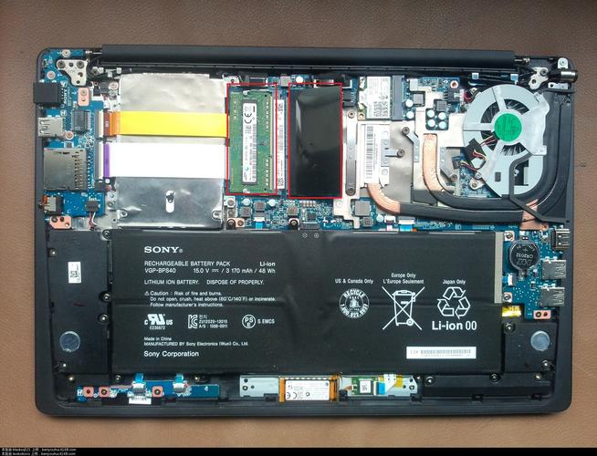 索尼笔记本svf15a18scb拆机?索尼笔记本收工之作-图2 索尼笔记本svf15a18scb拆机?索尼笔记本收工之作-图2