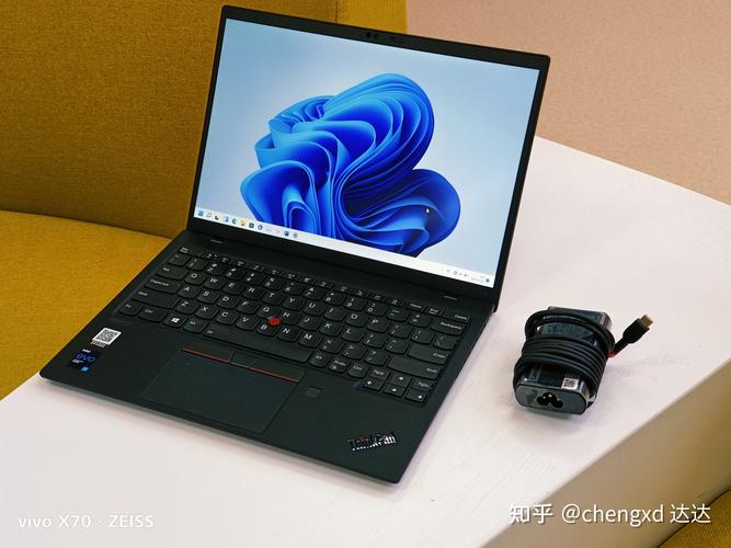 thinkpad x1 nano和xps 13?微边框两用笔记本-图3 thinkpad x1 nano和xps 13?微边框两用笔记本-图3