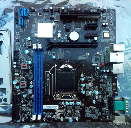 电脑是同方超越E200,主板是ASUS P4BP,故障现象是:按电源开关电源指示灯不亮,显示不亮,但cpu风扇转?华硕触屏笔记本电脑12寸e200-图2 电脑是同方超越E200,主板是ASUS P4BP,故障现象是:按电源开关电源指示灯不亮,显示不亮,但cpu风扇转?华硕触屏笔记本电脑12寸e200-图2