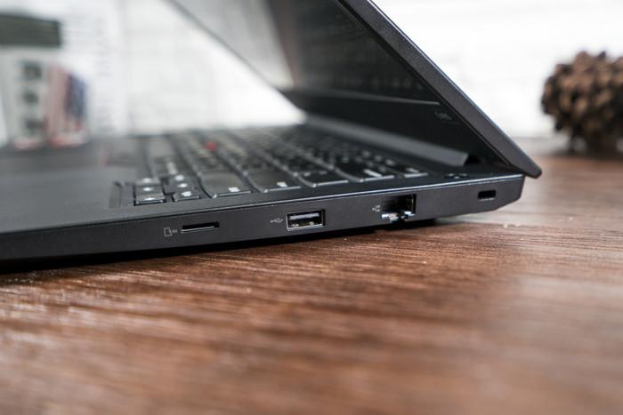 thinkpad硬盘协议是PCIE3.0吗?荣耀笔记本thinkpad e485-图1 thinkpad硬盘协议是PCIE3.0吗?荣耀笔记本thinkpad e485-图1
