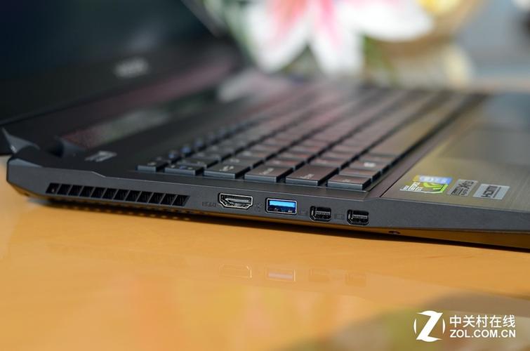 z7和i7区别?970m轻薄笔记本厚度-图3 z7和i7区别?970m轻薄笔记本厚度-图3