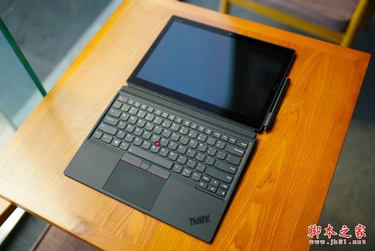 thinkpadx1yoga对比传统笔记本?thinpad二合一笔记本-图2 thinkpadx1yoga对比传统笔记本?thinpad二合一笔记本-图2