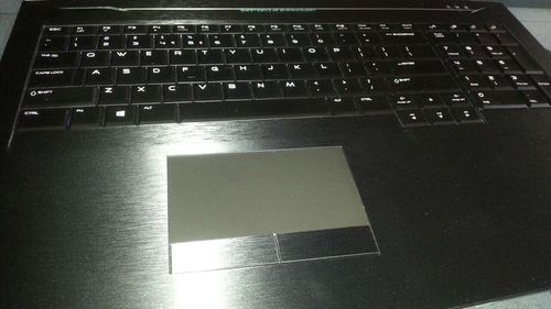 笔记本外壳上的手印怎么清除?笔记本 钢琴拉丝 清洁-图3 笔记本外壳上的手印怎么清除?笔记本 钢琴拉丝 清洁-图3