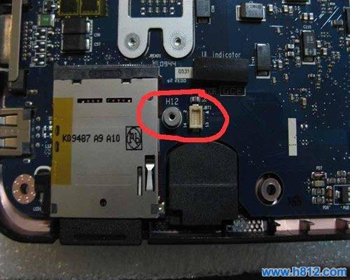 笔记本蓝牙模块怎么拆？笔记本无线模块怎么拆-图1