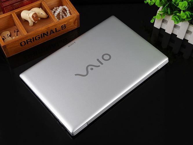 sony笔记本各型号?索尼18寸笔记本-图2 sony笔记本各型号?索尼18寸笔记本-图2