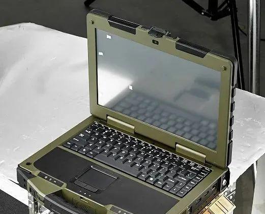 军用电脑和普通电脑区别?军用级笔记本-图1 军用电脑和普通电脑区别?军用级笔记本-图1