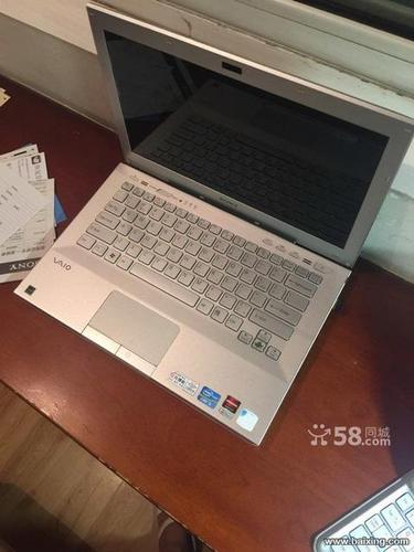 二手的索尼笔记本电脑SVE14A16FGH这个型号的值多少钱,用了两年多了,但是保存的很好?索尼最老款电脑笔记本-图1 二手的索尼笔记本电脑SVE14A16FGH这个型号的值多少钱,用了两年多了,但是保存的很好?索尼最老款电脑笔记本-图1