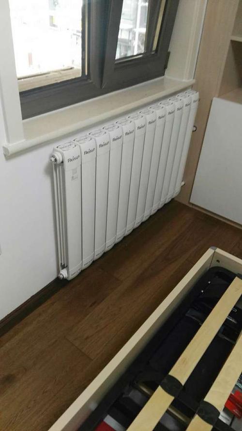 暖气散热片安装在什么位置比较合适?笔记本散热片安装-图1 暖气散热片安装在什么位置比较合适?笔记本散热片安装-图1