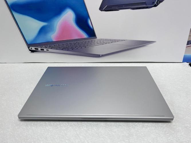 asus vivobook是什么电脑?华硕金属拉丝笔记本-图1 asus vivobook是什么电脑?华硕金属拉丝笔记本-图1