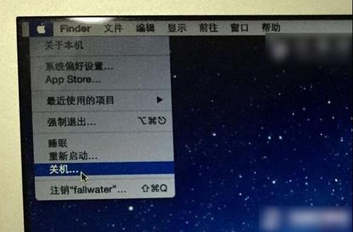mac更新卡住怎么关机？苹果笔记本更新并关机-图1