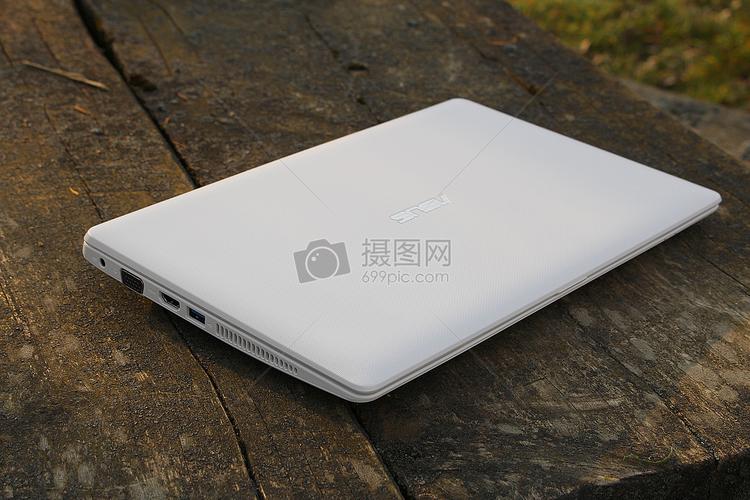 白色游戏本会发黄吗?纯白笔记本-图3 白色游戏本会发黄吗?纯白笔记本-图3