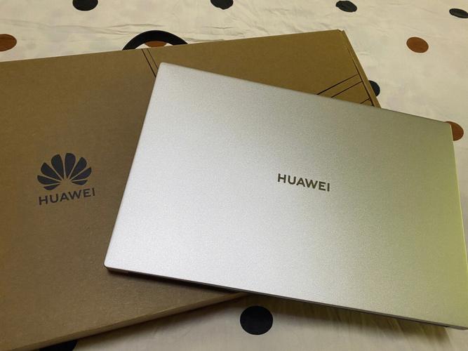 华为matebook142022款没有独显?12寸独显笔记本有哪些-图1 华为matebook142022款没有独显?12寸独显笔记本有哪些-图1