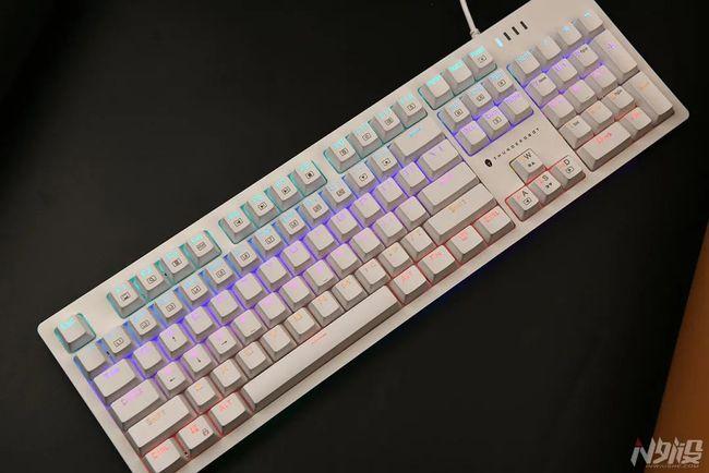 kg3104键盘怎么调灯?雷神笔记本键盘背光炫彩模式-图3 kg3104键盘怎么调灯?雷神笔记本键盘背光炫彩模式-图3