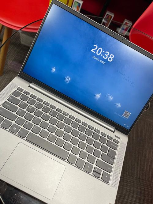 联想小新air14可以旋转到多大?联想360度旋转笔记本-图3 联想小新air14可以旋转到多大?联想360度旋转笔记本-图3